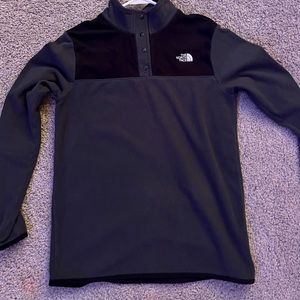 North Face 1/4 Button